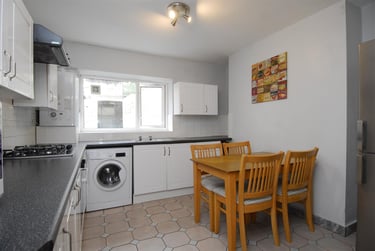 4 bed house, Wellington Street, Greenbank, Plymouth, PL48NB - Image 1